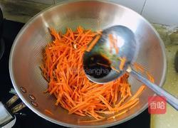 胡萝卜丝炒豆腐皮的做法图解6