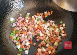 凤梨炒饭的做法图解8