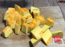 南瓜银耳莲子羹的做法图解4