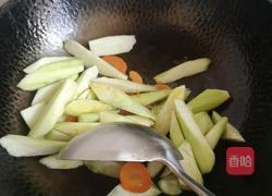 丝瓜炒虾仁的做法图解5