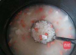 咸鸭蛋清火腿肠白米饭粥的做法图解7
