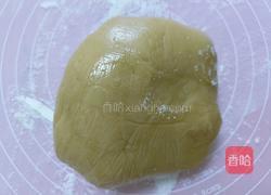 蛋黄豆沙月饼的做法图解10