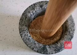 芝麻葱香花卷的做法图解2