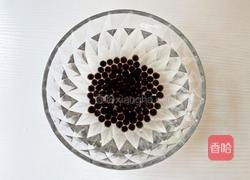 大白兔奶茶的做法图解2