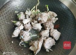 香菇焖鸭块的做法图解7