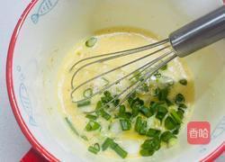 快手早餐:葱花鸡蛋饼的做法图解4