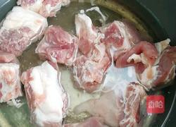 红烧排骨头的做法图解1