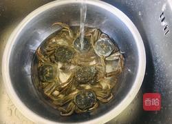 清蒸稻田蟹的做法图解1