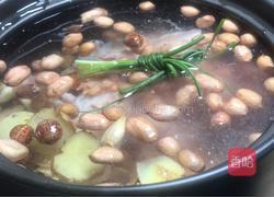 花生土鸡汤的做法图解7