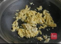 黄瓜火腿炒鸡蛋的做法图解3