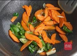 胡萝卜白菜粉条的做法图解4