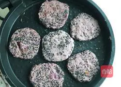 Purple Sweet Potato Cake Recipe Illustration 5