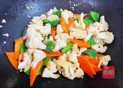 青椒炒花菜的做法图解11