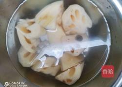 莲藕炖猪蹄的做法图解4