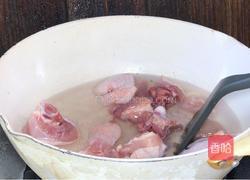板栗焖鸡肉的做法图解5