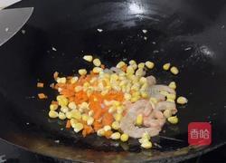 谷物米炒饭的做法图解4