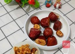 枣香核桃牛奶的做法图解1