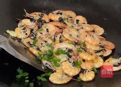  茶香爆虾的做法图解9