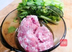 芹菜猪肉馅的做法图解1