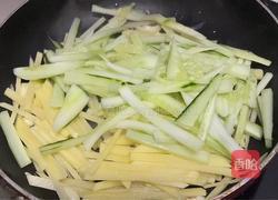 黄瓜土豆丝的做法图解5
