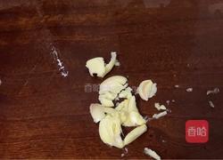 清炒西兰花的做法图解1