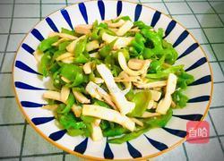 辣椒炒鱿鱼丝的做法图解10