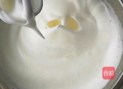 戚风蛋糕的做法图解6