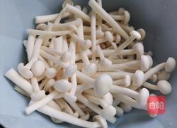 虾仁丝瓜炒白玉菇的做法图解4