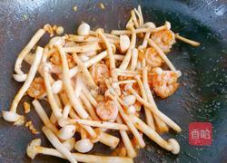 虾仁丝瓜炒白玉菇的做法图解8