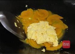 南瓜炒鸡蛋的做法图解6