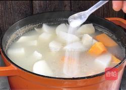 南瓜萝卜脊骨汤的做法图解7