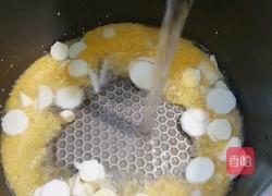 山药小米粥的做法图解4