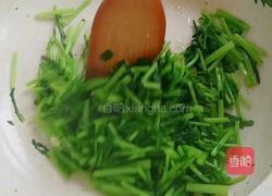 鸡蛋酱茼蒿的做法图解6