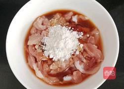 芹菜香干炒肉丝的做法图解1