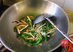 青椒豆干炒腊肠的做法图解8