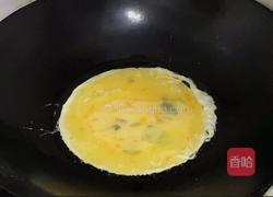 平菇炒鸡蛋的做法图解2