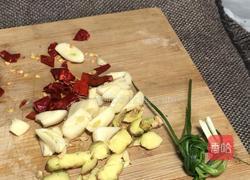 萝卜炖牛骨汤的做法图解2