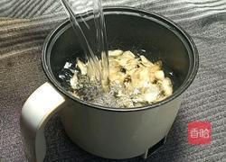 百合红薯小米粥的做法图解1