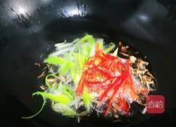 百合蘑菇炒肉片的做法图解9