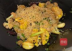 麻辣炒泡面的做法图解15