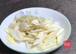 蒜香茭白的做法图解1