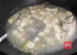 鱼头豆腐汤的做法图解10