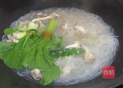 海蛎清汤米粉的做法图解7