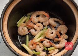 番茄虾仁菇汤的做法图解4