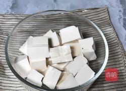 鸡蛋炖豆腐的做法图解1