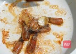 鲜虾热汤面的做法图解1