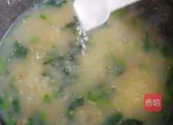 猪肝菠菜粥的做法图解7