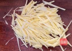 酸辣土豆丝的做法图解1