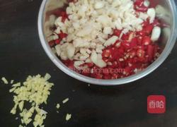 美味自制辣椒酱的做法图解1