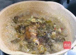 酸菜炖鲫鱼的做法图解9